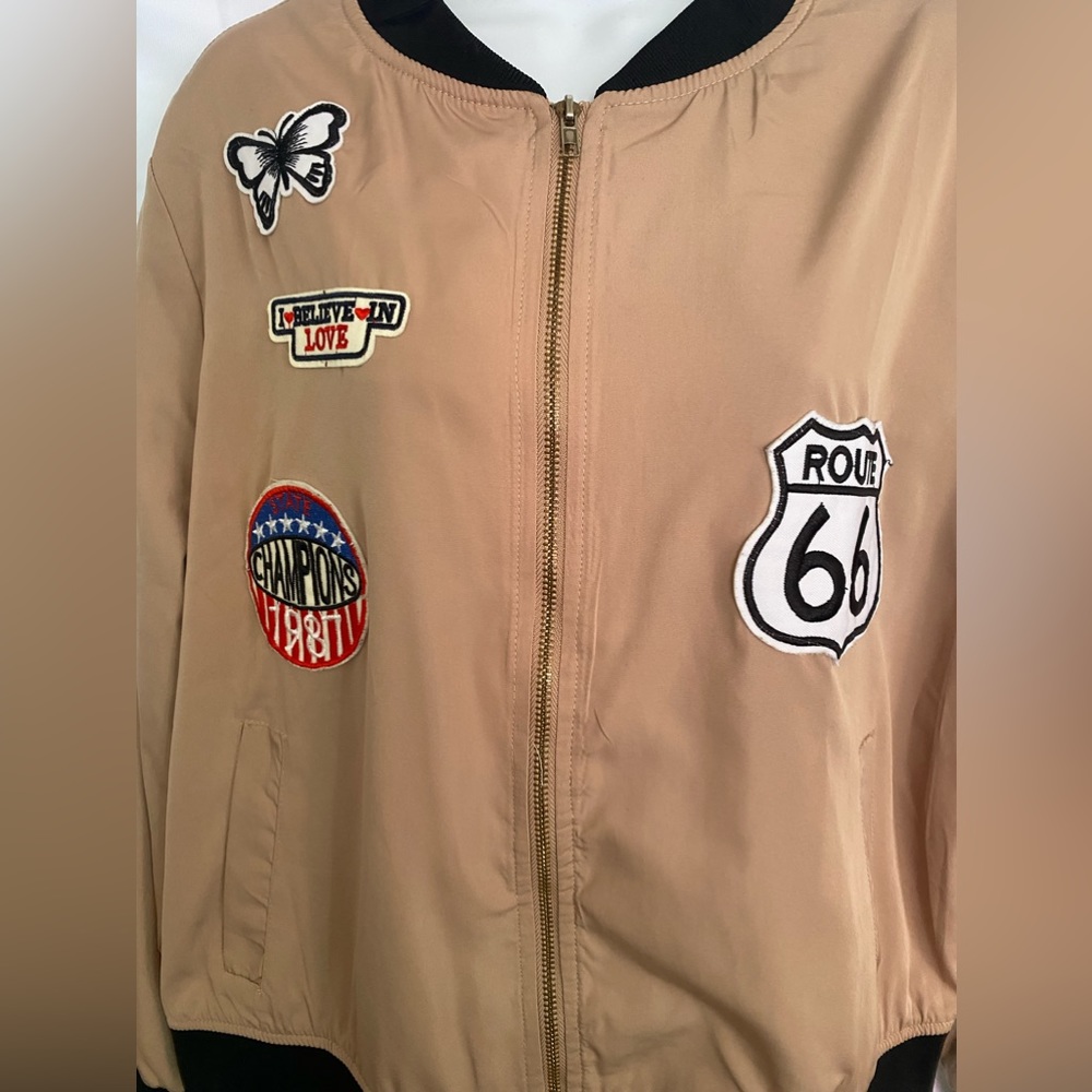 Jacket - Picture 2 of 7